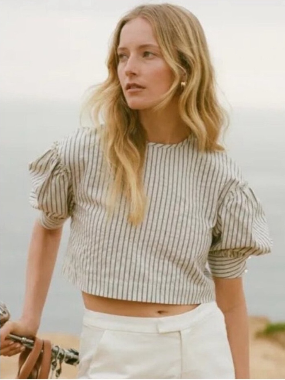 Tuckernuck Stripe Edie Puff Sleeve Top in Blue Linen New Cropped Size Small